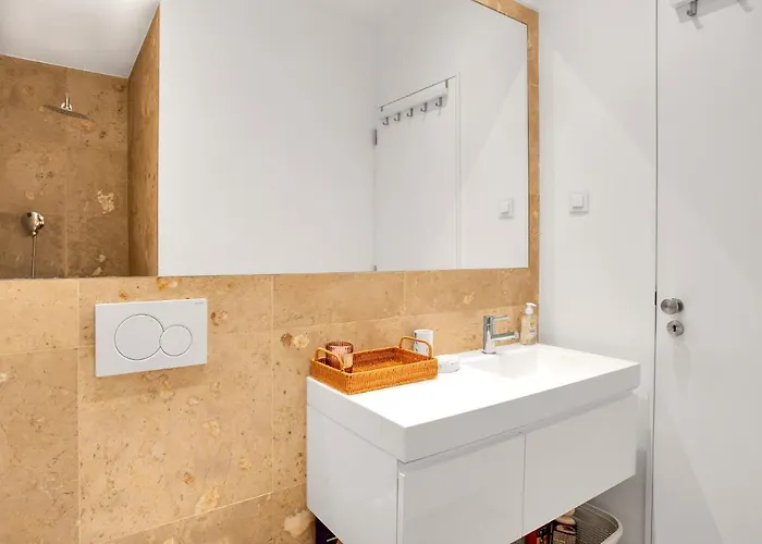Brand New River View Belém - 1 Bedroom, A/c