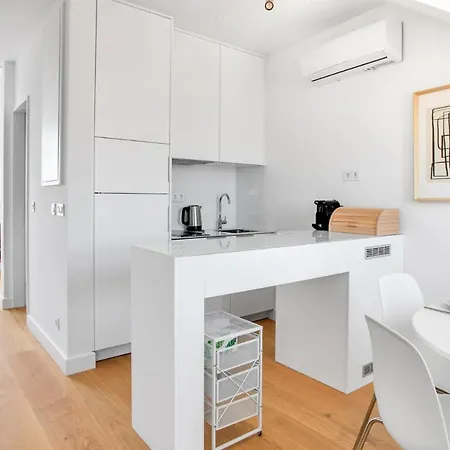 Brand New River View Belém - 1 Bedroom, A/c *